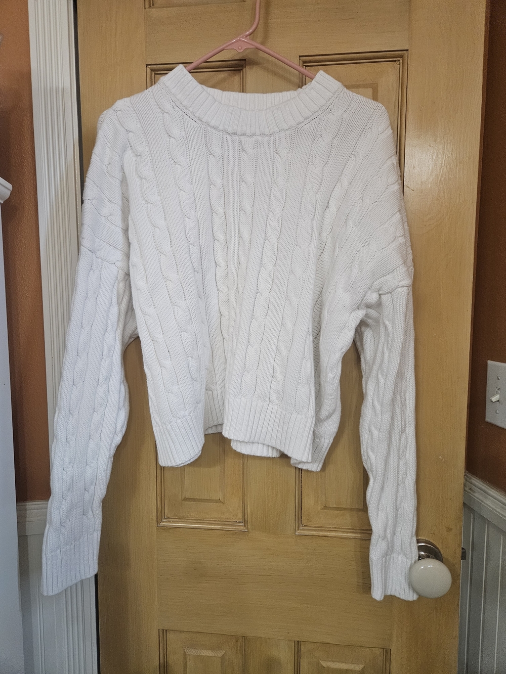 Gap Women's White Cable Knit Sweater